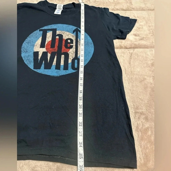 The Who Graphic Band Tee Size Small T-Shirt Short-Sleeved Black - Picture 4 of 5